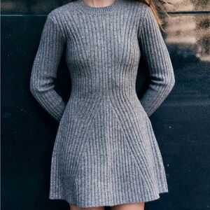 H&M Gray Long Sleeve Knit Dress